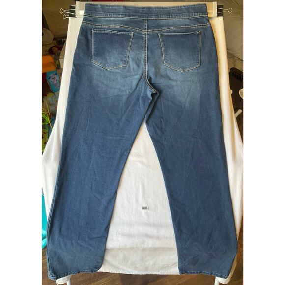 Croft & Barrow Women Denim Skinny Jeggings size 16 Blue Mid Rise Stretch Pull On - Picture 10 of 11